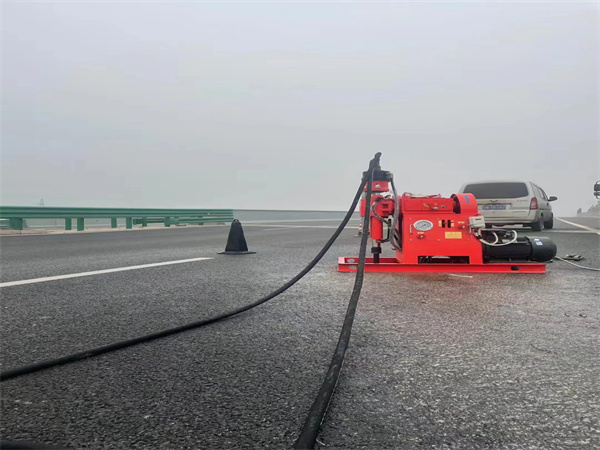 正安马路路基路面开裂下沉注浆加固灌浆