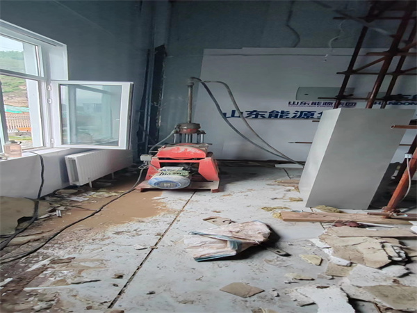 正安地基基础下沉墙体裂缝加固注浆顶升施工